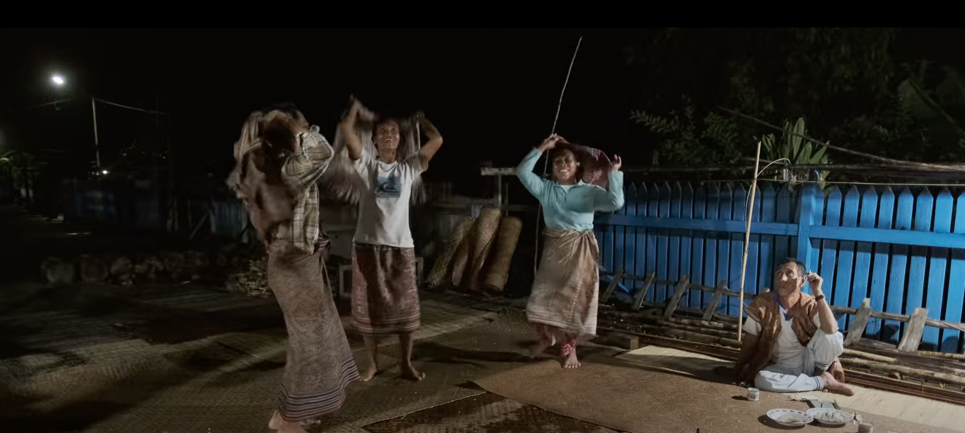 Film: Minta Ari – Constant rain in a Dayak community in Indonesia